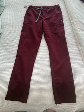 FIGS Yola Elastic Waistband Skinny Scrub Pants Burgundy